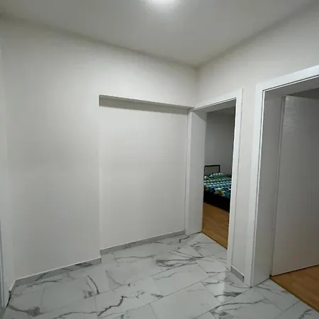 Apartment Apartman Kotusheski